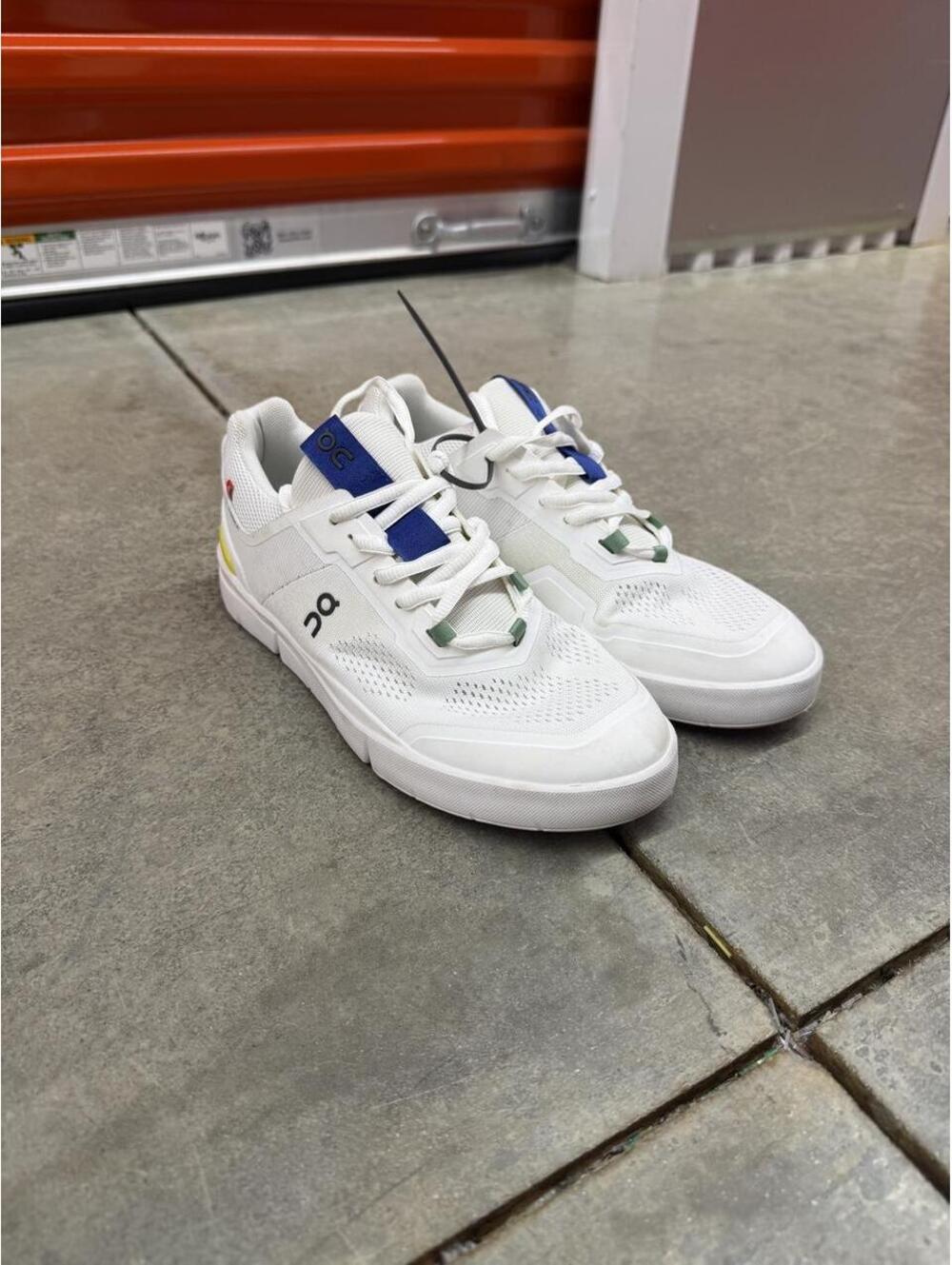 on cloud the roger spin undyed white yellow casual gym shoes size 7.5 WOMENS